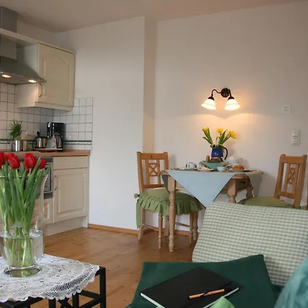 Gaestehaus Alpin * Όμπερσντορφ