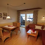 Apartman Gaestehaus Alpin